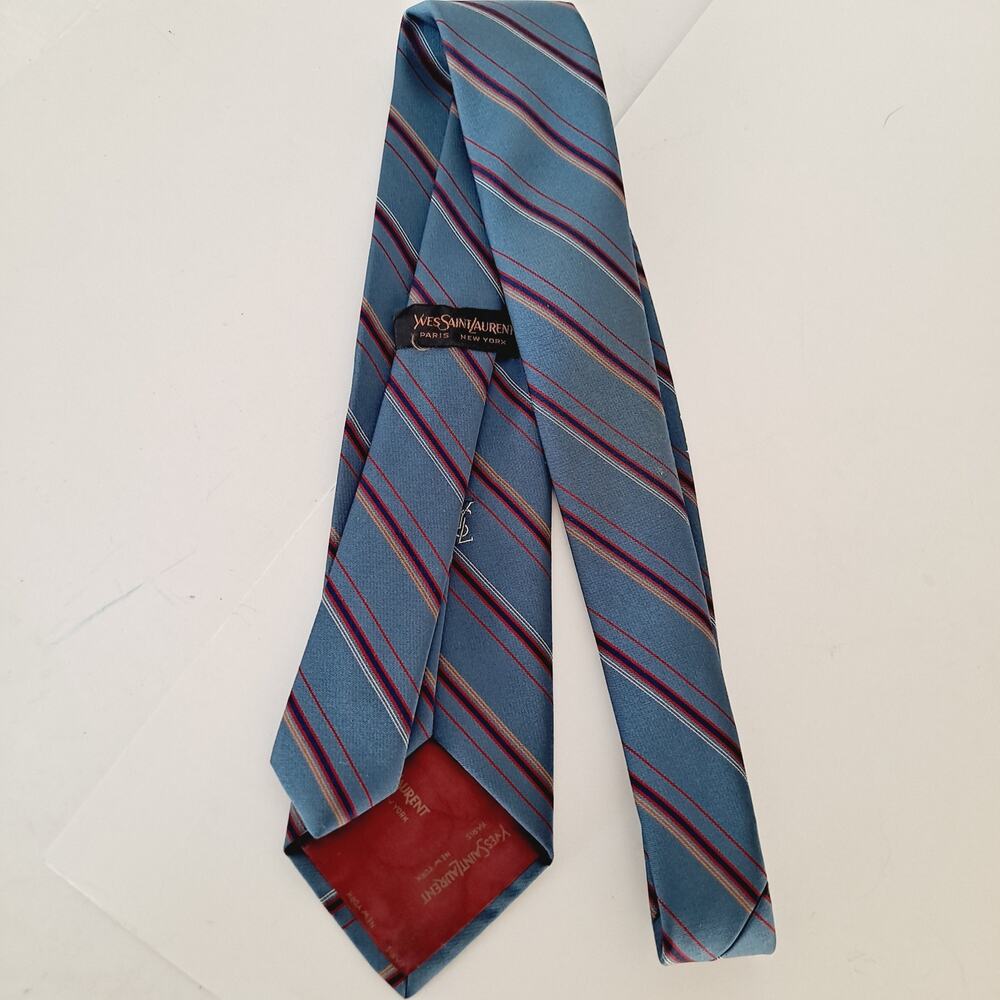 YSL Yves Saint Laurent Tie Vintage Mens Silk Blue Red Gold 3.25" x 56"